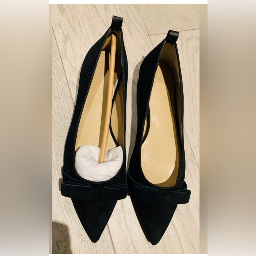 ANN TAYLOR Black Pointed-Toe Bow Flats